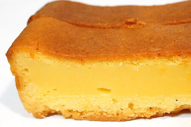 セブンイレブン ２種チーズを使用したベイクドチーズケーキ 食い物パラダイス愛